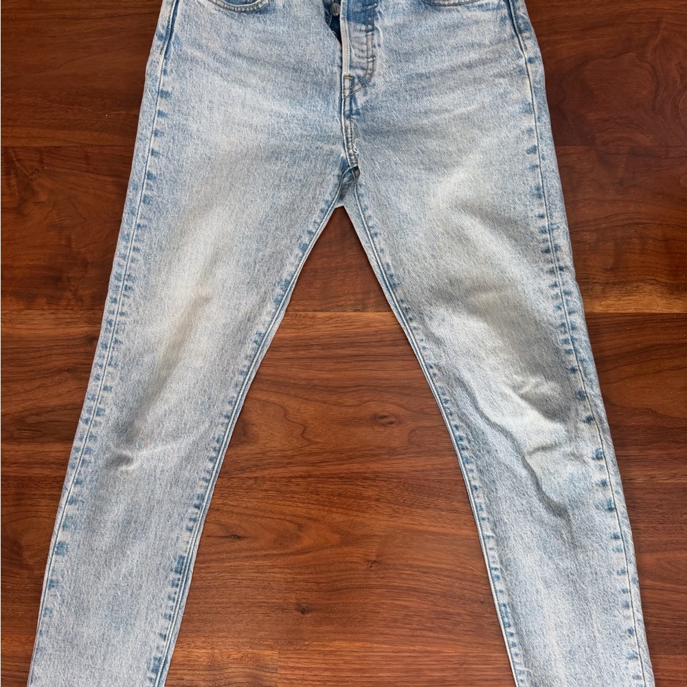 Levi Light Wash Women Jeans - Classic Straight Fit